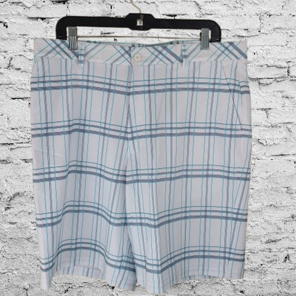(941) Bolle Golf Blue and White Flat Front Shorts, Size: 36